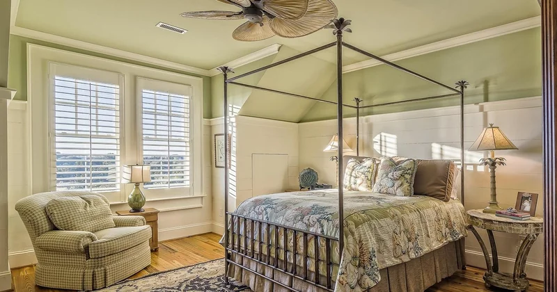 Couleur tendance 2026 chambre : oser le camaïeu et la couleur bloquée