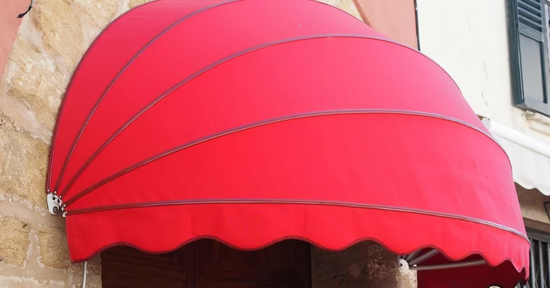 Protection solaire : la chaleur se traite dehors