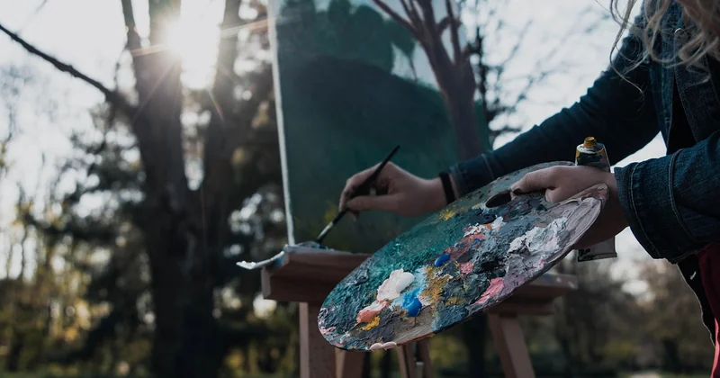Peinture murale décorative : quelle palette pour un intérieur contemporain ?